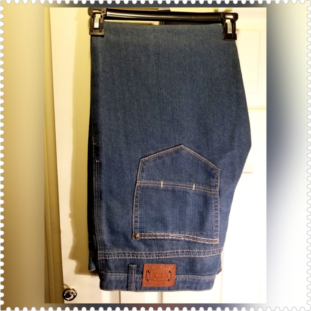 N.S.N. MENS JEANS SIZE 40W 32L